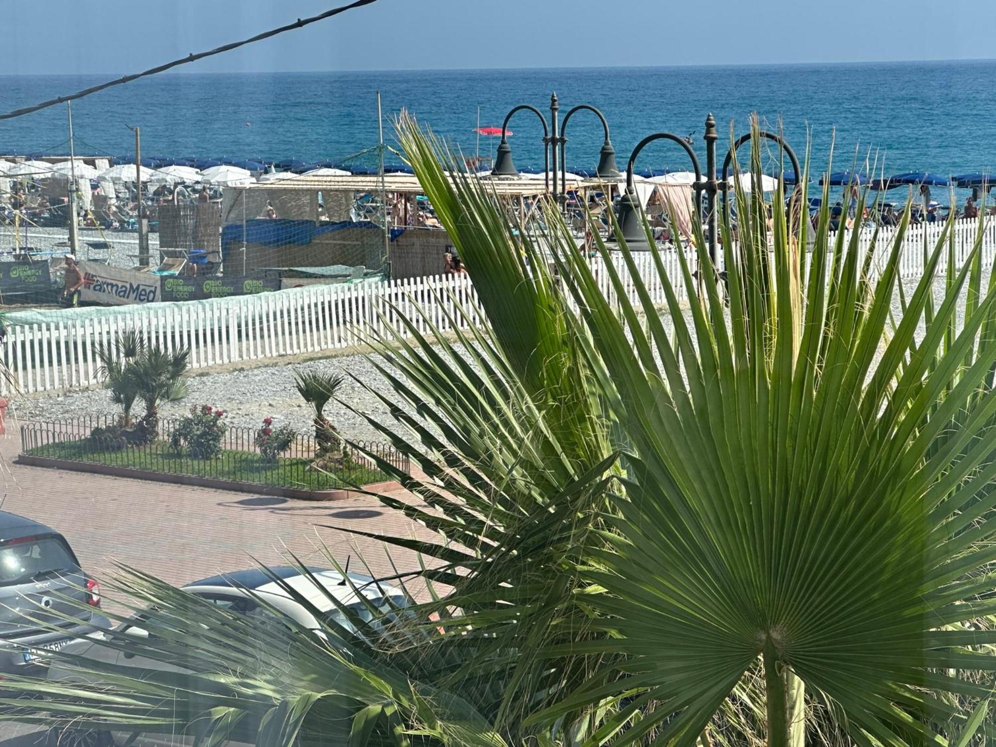 Appartamento Aria Del Mare فنتيميليا المظهر الخارجي الصورة